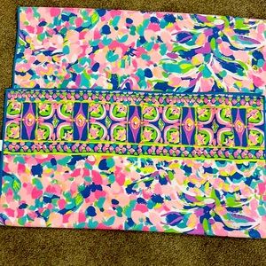 EUC Lilly Pulitzer Pina Colada Club Yoga Towel